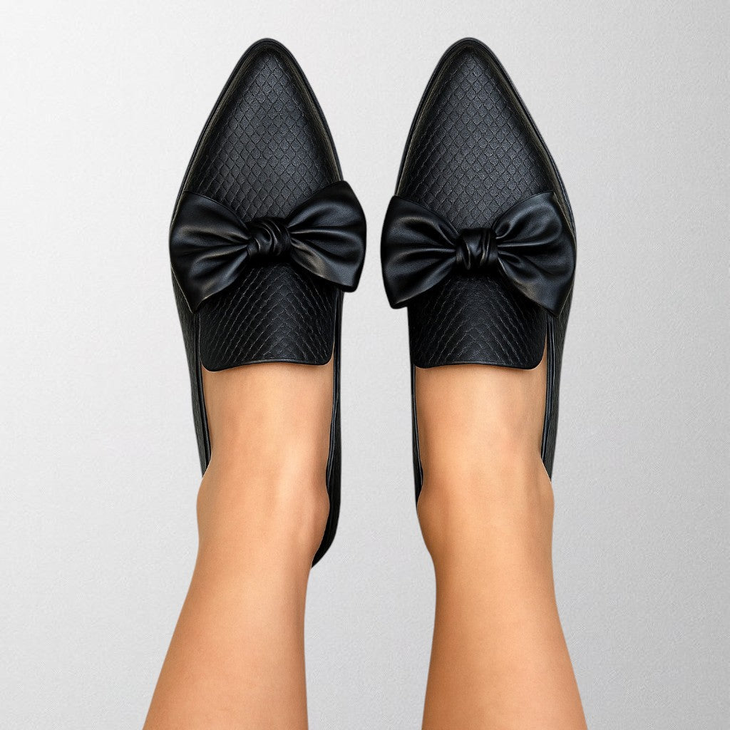 Claire – Loafers with Bow Detail