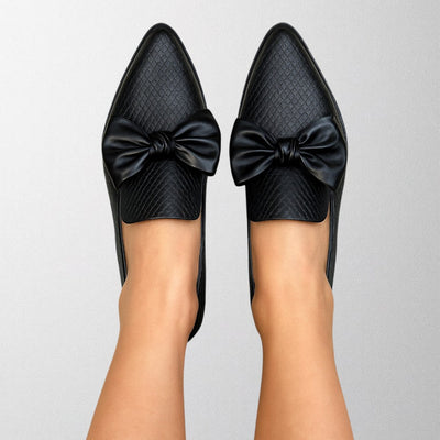 Claire – Loafers with Bow Detail