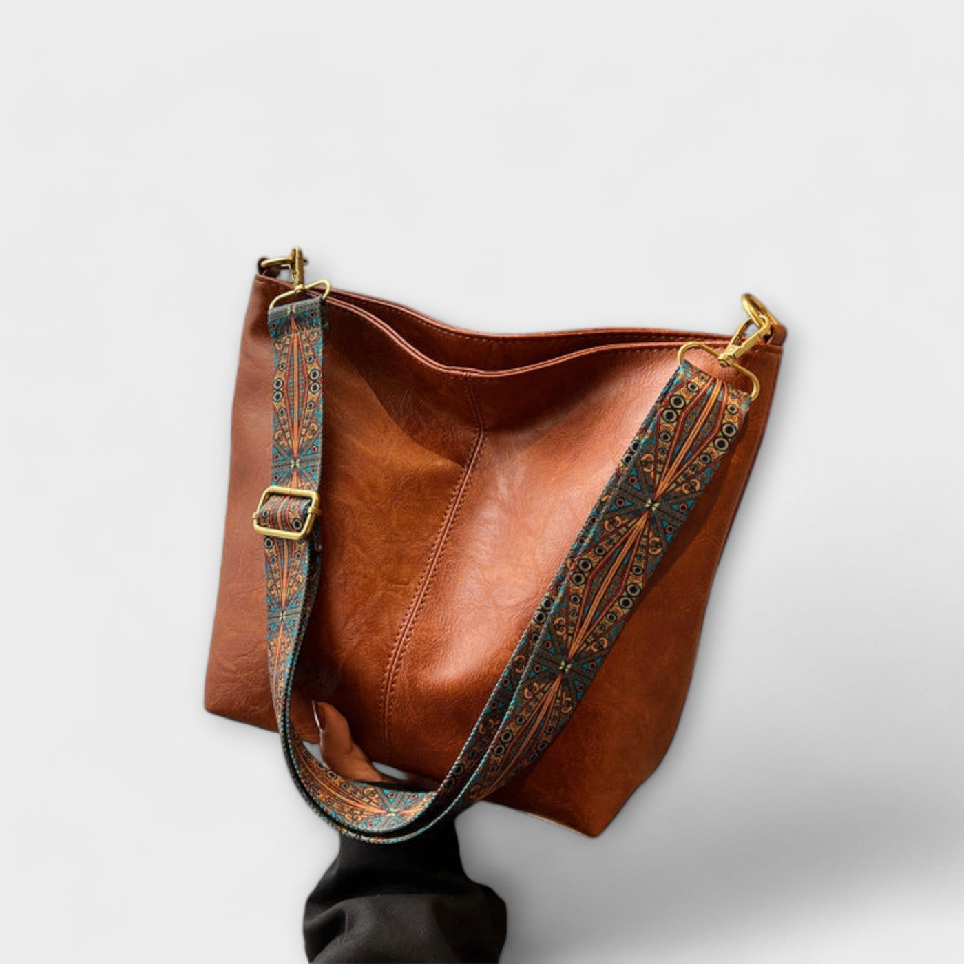 Judith - Elegant Vintage Handbag