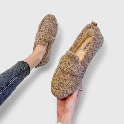 Karen - Loafers with elegant design