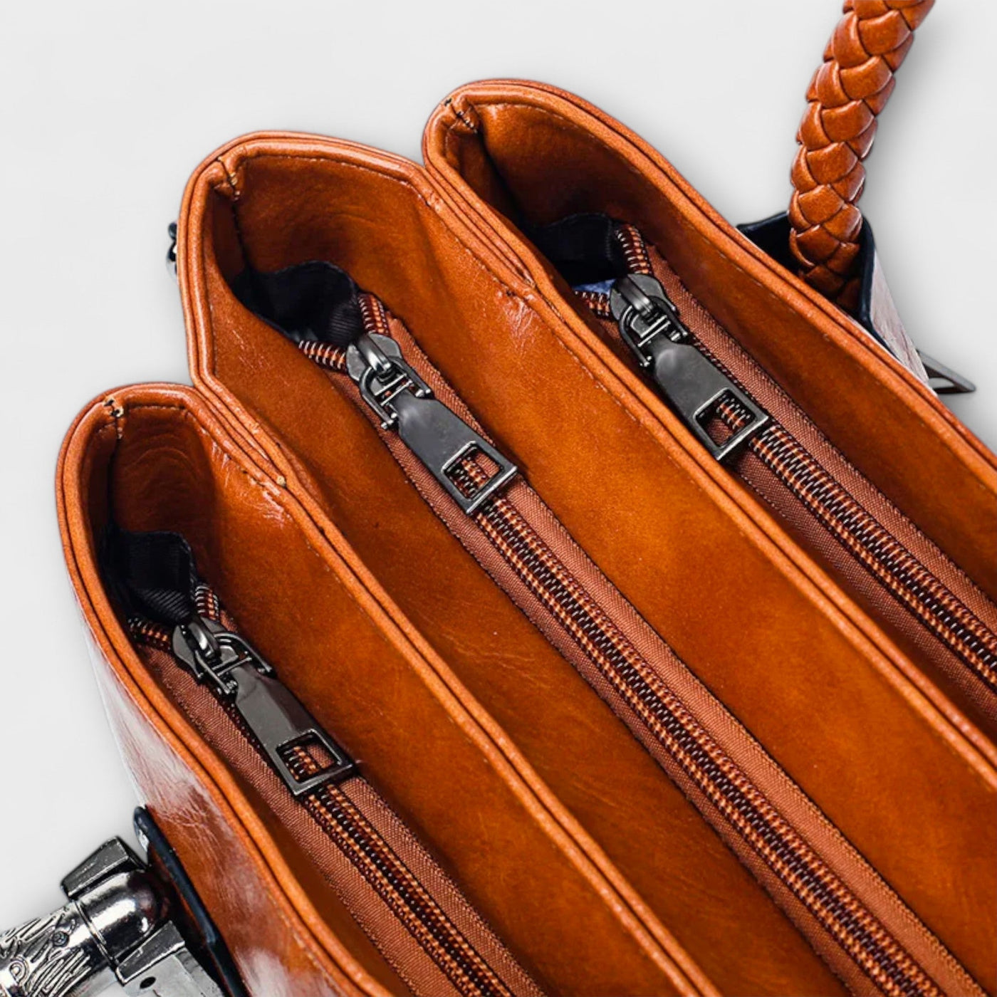Abigail - Elegant Duffel Bag