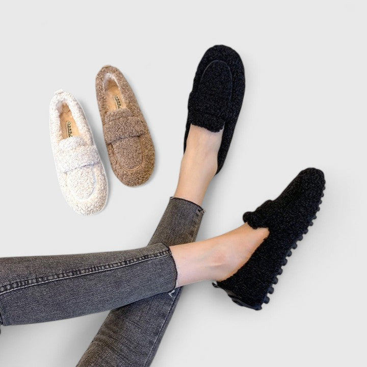 Karen - Loafers with elegant design